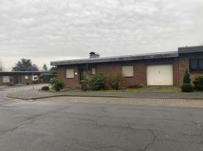 Bungalow und Garage in Birkenstr. 46, 47198 Duisburg, Alt-Homberg - Bild 1