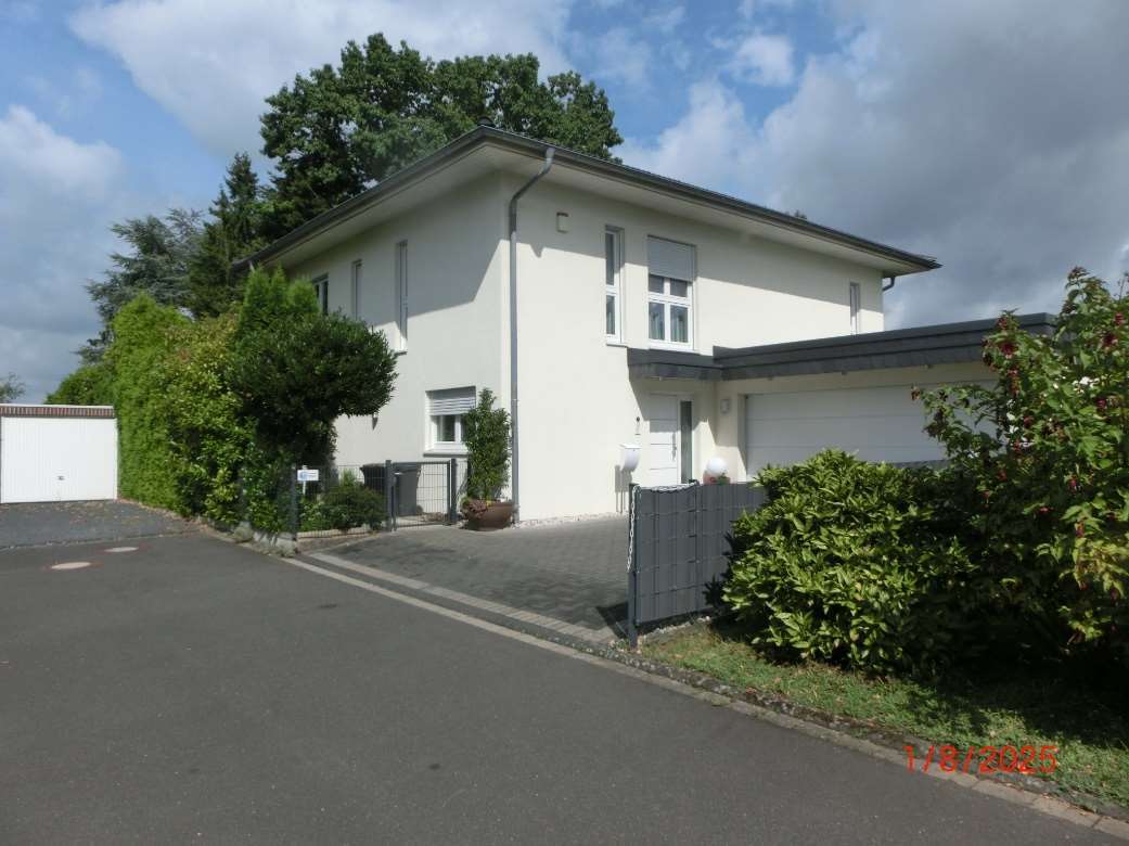 Einfamilienhaus in Hennef (Sieg) - Bild 2