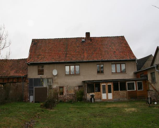 Wohnhaus mit Torfahrt und Stallung in Kyffhäuserland - Bild 2
