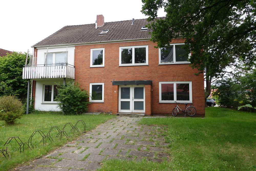 Einfamilienhaus, Gebäude- und Freifläche in Ofen - Bild 1