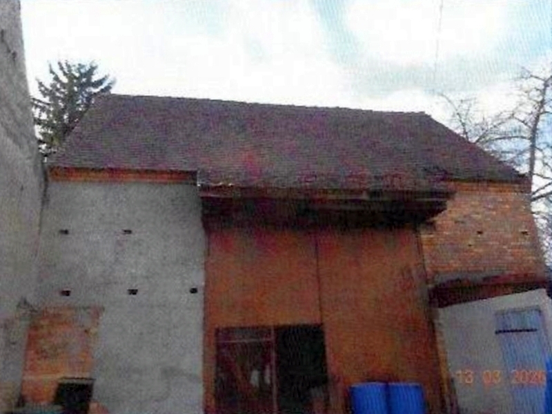 Sanierungsbedürftiges Wohnhaus mit Nebengelass in Braunsbedra - Bild 4