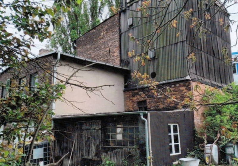 Zwei Einfamilienhäuser und 2 Garagen in Magdeburg - Bild 3