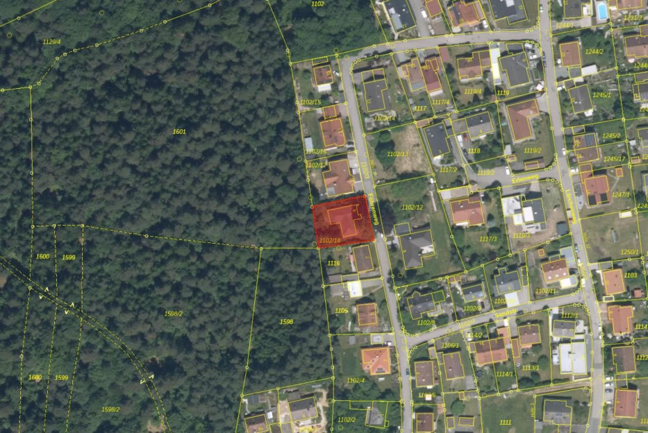 Einfamilienhaus, Garage in Buchberg - Bild 2