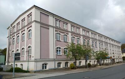 Wohnung in Ernst-Ahnert-Straße 10 u.a., 08496 Neumark - Bild 2