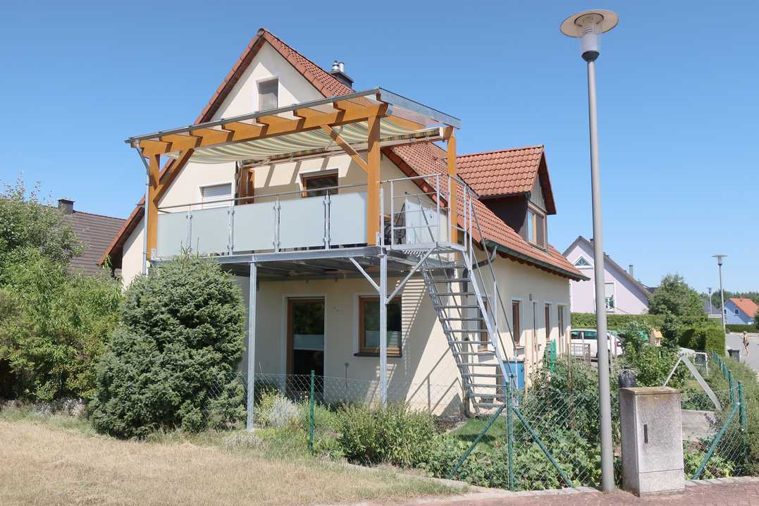 Zweifamilienhaus in Weiherhammer - Bild 1