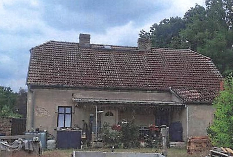 Einfamilienhaus und Nebengelass in Briescht - Bild 2