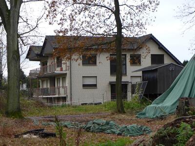 Mehrfamilienhaus in Uckerather Straße. Ober der Probstbitze, 53639 Königswinter, Oberpleis - Bild 2