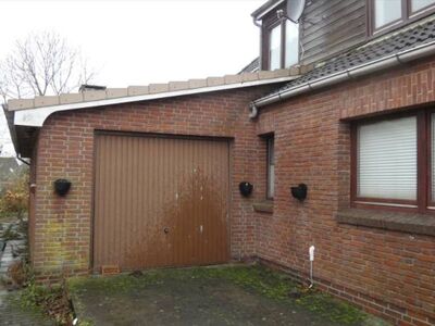 Einfamilienhaus nebst Garage in Wilhelmstraße 45, 25774 Lunden - Bild 2