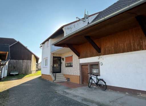 Einfamilienhaus, Garage in Helmlingen - Bild 1