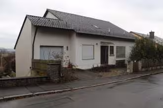 Zweifamilienhaus in Cham - Bild 1