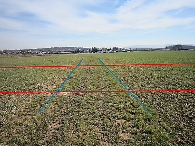 Landwirtschaftsfläche in Wolfschlugen - Bild 1