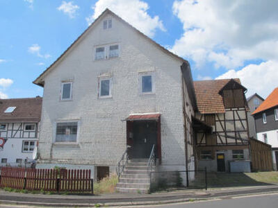 Einfamilienhaus in Bahnhofstraße 3, 36280 Oberaula - Bild 1