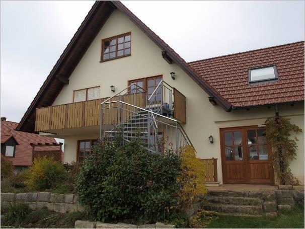 Wohnhaus (ausgebaut als Zweifamilienhaus) mit angebauter Garage in Reichenschwand - Bild 4