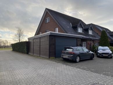 Doppelhaushälfte, Carport, Weg in Verl - Bild 3
