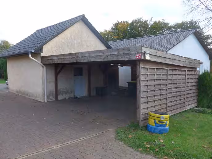 Zweifamilienhaus, gewerblich genutztes Grundstück, Kfz-Stellplatz, Garage in Porta Westfalica - Bild 14
