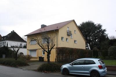 Garage, Kfz-Stellplatz, Einfamilienhaus in Volksgartenstraße 10, 40764 Langenfeld, Immigrath - Bild 2