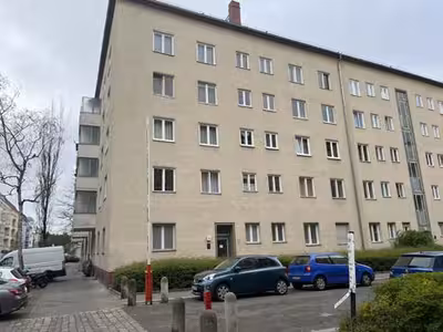 Eigentumswohnung (3 bis 4 Zimmer) in Kamminer Str. 29, 10589 Berlin - Bild 1