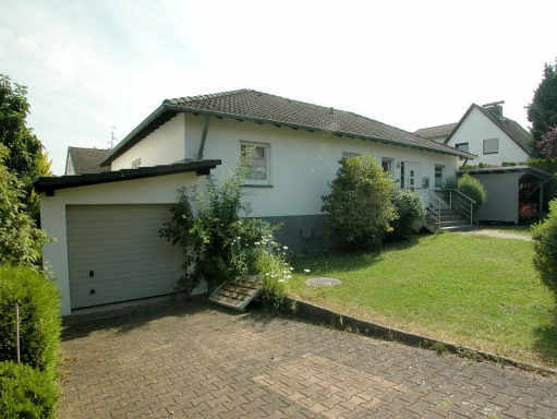 Einfamilienhaus, Garage, Kfz-Stellplatz in Idstein - Bild 4