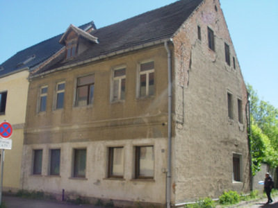 Mehrfamilienhaus, zweigeschossig in Tuchmacherstraße 8, 39240 Calbe - Bild 1