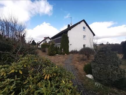 Zweifamilienhaus mit Doppelgarage in Selb - Bild 4