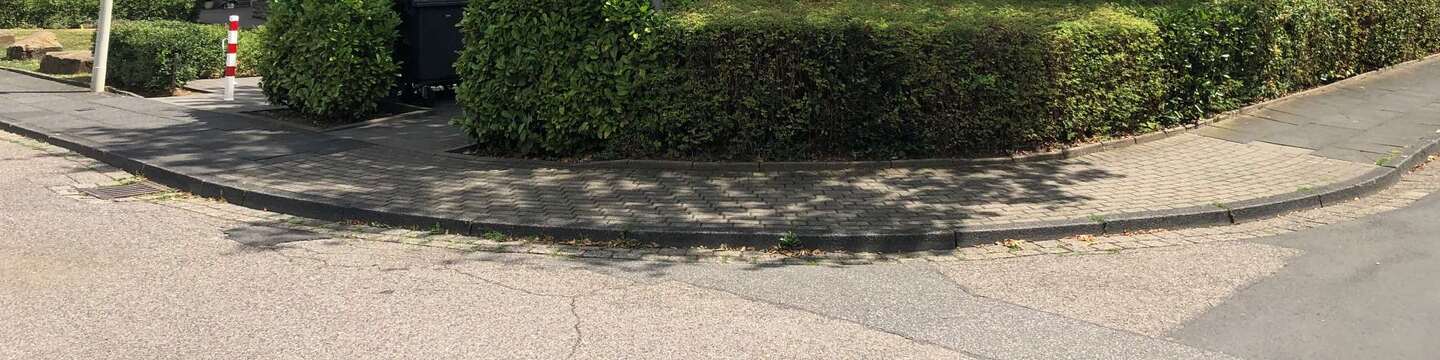 Kfz-Stellplatz, Eigentumswohnung (3 bis 4 Zimmer) in Bonn - Bild 4