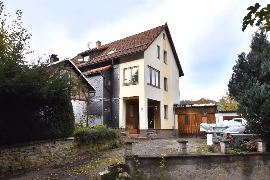 Mehrfamilienhaus in Suhl - Bild 1