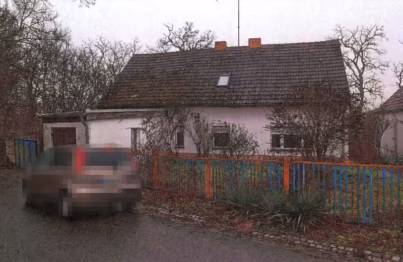 Einfamilienhaus und Nebengelass in Lebus - Bild 1