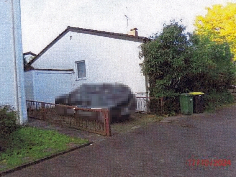 Einfamilienwohnhaus (Fertighaus) nebst Garage in Bietigheim-Bissingen - Bild 4