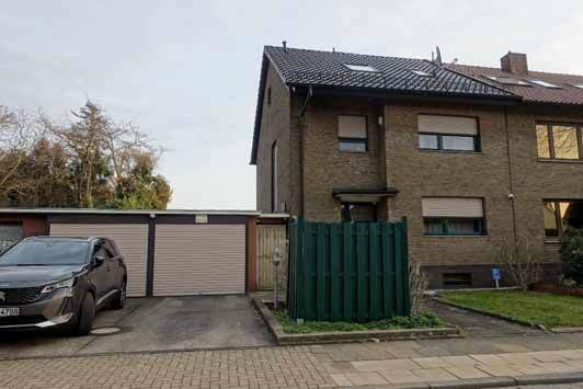 Einfamilienhaus, Doppelhaushälfte, Doppelgarage in Hürth - Bild 3