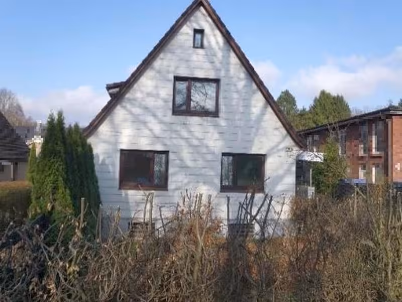 Zwei Wohnungseigentumsrechte (u.a. Einfamilienhaus) in Hamburg - Bild 1