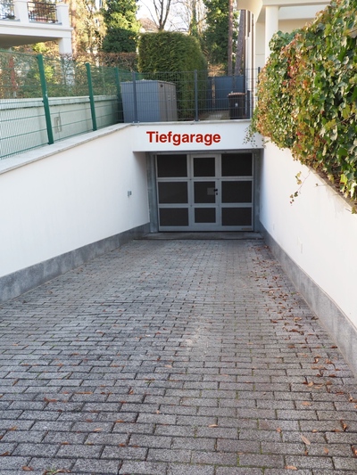 Kfz-Stellplatz (Tiefgarage) in Kronberger Straße 2, 14193 Berlin - Bild 2