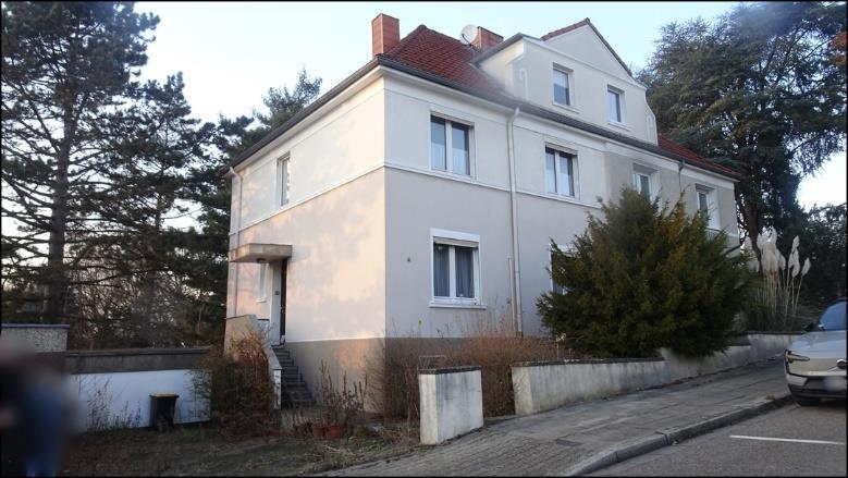 Doppelgarage, Doppelhaushälfte als Zweifamilienhaus genutzt in Gelsenkirchen - Bild 3