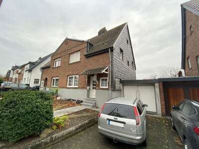 Garage, Doppelhaushälfte in Schlunkweg 29, 50374 Erftstadt, Liblar - Bild 1