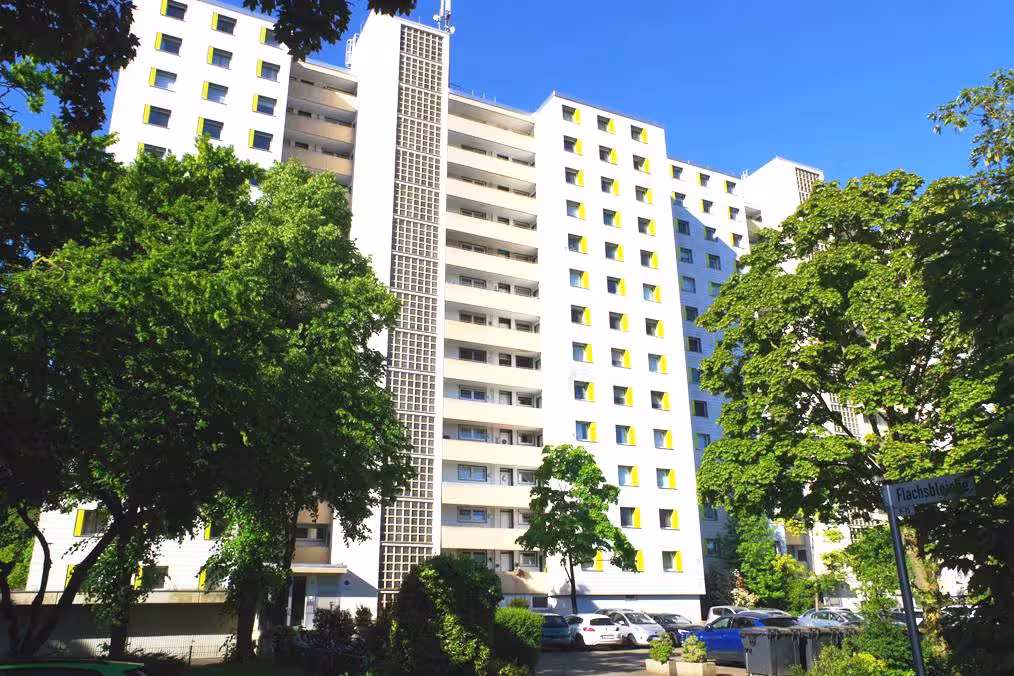 Garage, Eigentumswohnung (3 bis 4 Zimmer) in Kaarst - Bild 1