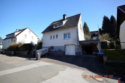 Einfamilienhaus in Heinrich-Jansen-Straße 26, 59929 Brilon, Hoppecke - Bild 1