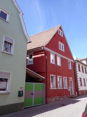 Zweigeschossiges Wohnhaus in Lengfurt - Bild 1