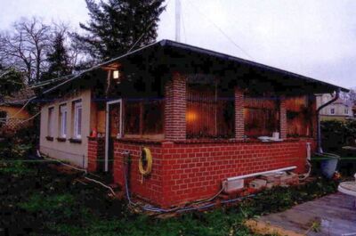 Bungalow mit Carportstellplatz in Bebelstraße 8, 15827 Blankenfelde-Mahlow OT Dahlewitz - Bild 1