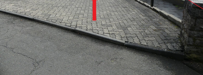 Einfamilienhaus mit integrierter Garage und Abstellgebäude in Schleiden - Bild 3
