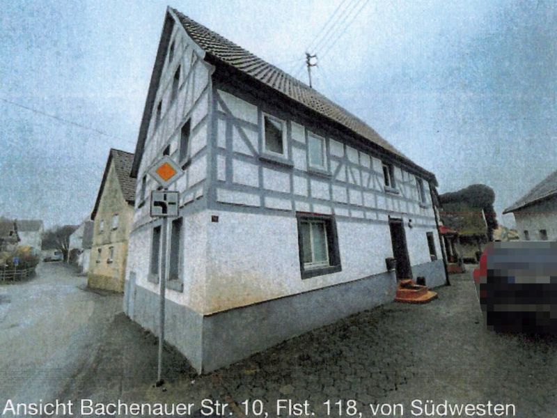 Doppelhaus mit Nebengebäuden in Gundelsheim - Bild 4