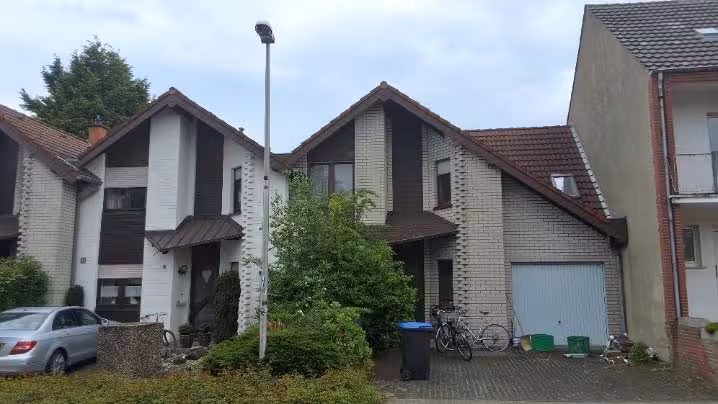Garage, Einfamilienhaus, Reihenhaus in Erkelenz - Bild 1