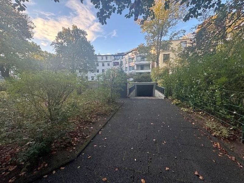 3-Zimmer-Wohnung und Tiefgaragenstellplatz in Hamburg - Bild 3