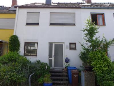 Einfamilienhaus in Hebbelweg 4 und Linsenberger Straße, 65795 Hattersheim, Okriftel - Bild 1