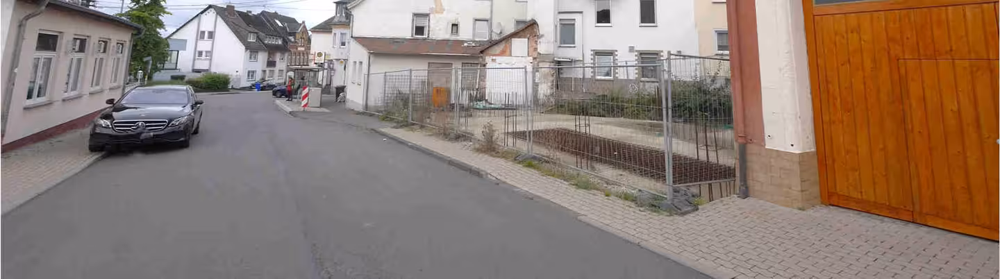 bestehend aus 4 Wohnungen und 4 Stellplätzen (Mehrfamilienhaus) in Koblenz - Bild 4