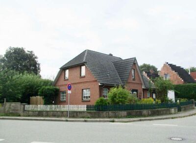 Einfamilienhaus mit Garage und Carport in Am alten Wall 1a, 24837 Schleswig - Bild 1