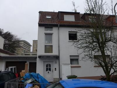 Mehrfamilienhaus in Hartmannweg 16, 60389 Frankfurt am Main, Seckbach - Bild 2