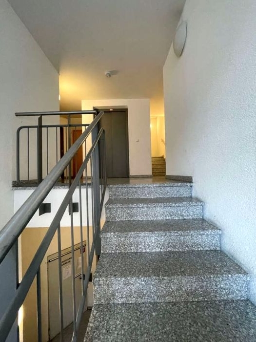 3-Zimmer-Wohnung und Doppelparker in der Tiefgarage in Stuttgart - Bild 3
