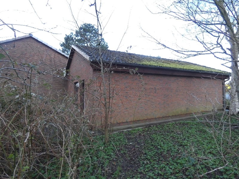 Einfamilienwohnhaus (erheblicher Brandschaden) nebst Doppelgarage in Weddingstedt - Bild 3