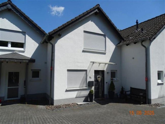 Reihenhaus, Kfz-Stellplatz in Gummersbach - Bild 3