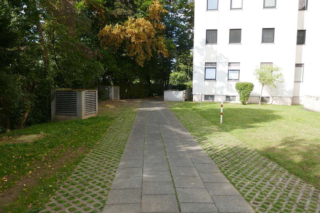 Kfz-Stellplatz (Tiefgarage), Eigentumswohnung (1 bis 2 Zimmer) in Troisdorf - Bild 4