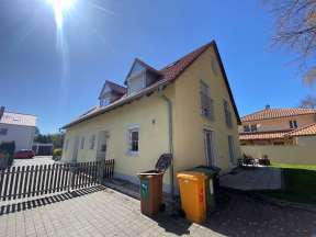 Doppelhaushälfte in Afrastraße 5 a, 86179 Augsburg, Haunstetten - Bild 1